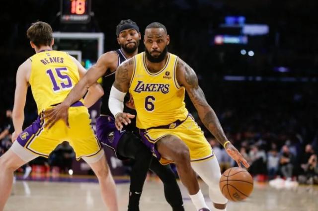 开云移动端-老詹掀起媒体战为给湖人施压 梭哈冲冠是唯一诉求